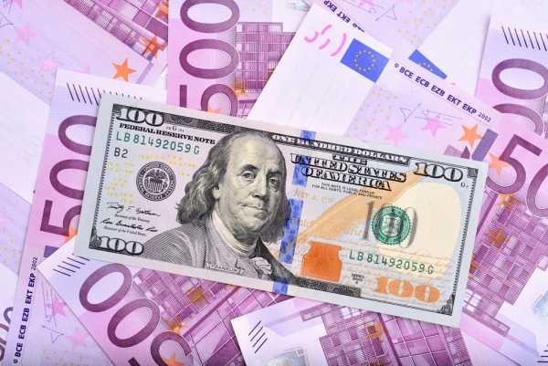 Der geschäftigste Wirtschaftskalender rückt den Euro und den Dollar ins Rampenlicht