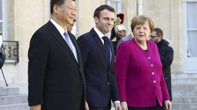 Chinesischer Präsident, Merkel und Macron führen Gespräche inmitten von Spannungen

