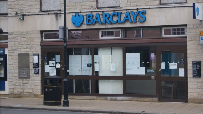 Die Barclays Bank Ireland beabsichtigt, ihr Konsumentenfinanzierungsgeschäft in Deutschland an Bawag zu verkaufen

